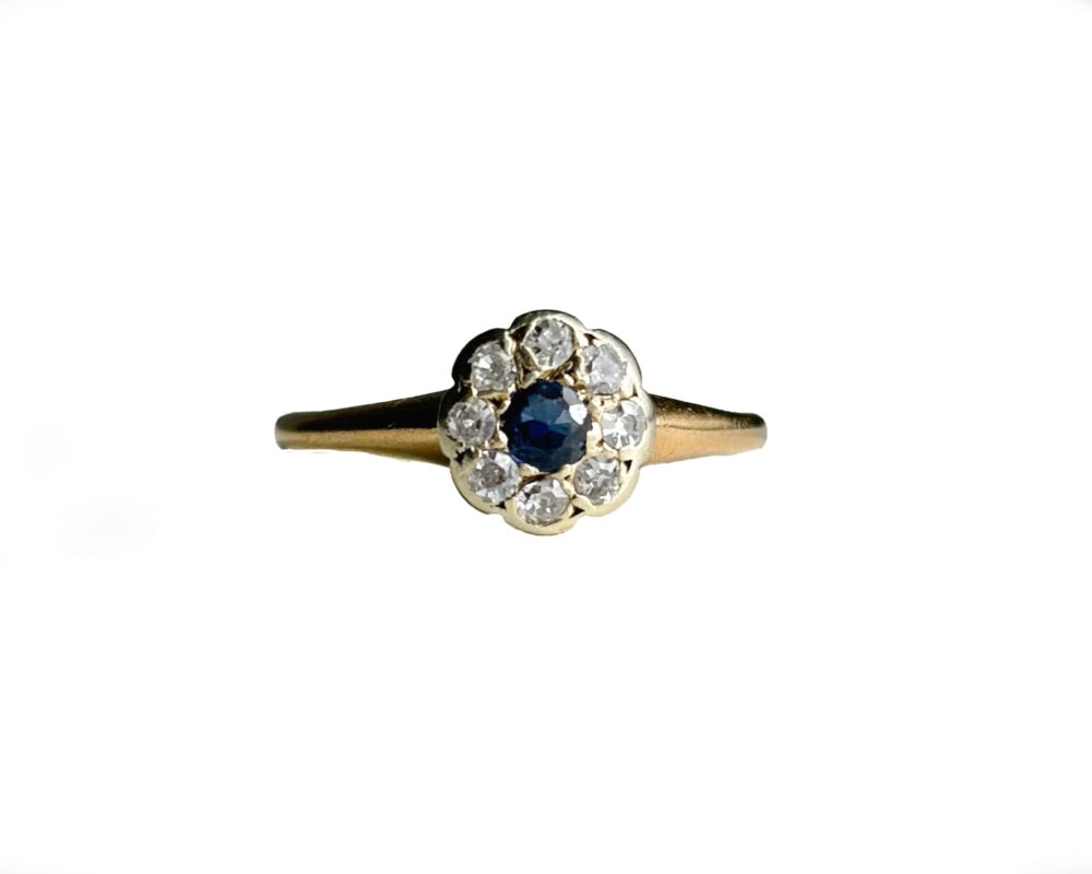 antique sapphire and diamond cluster ring circa 1930s in 18ct yellow gold for sale