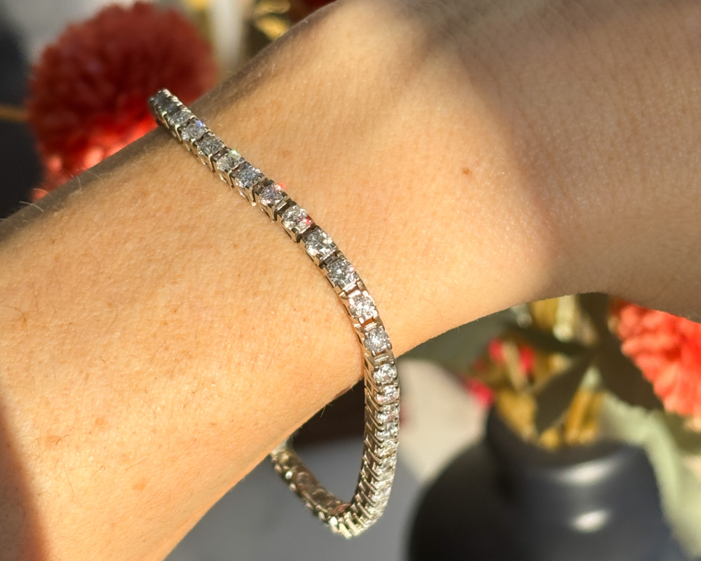 5.5ct diamond tennis bracelet in 14ct white gold for sale in Leeds, UK