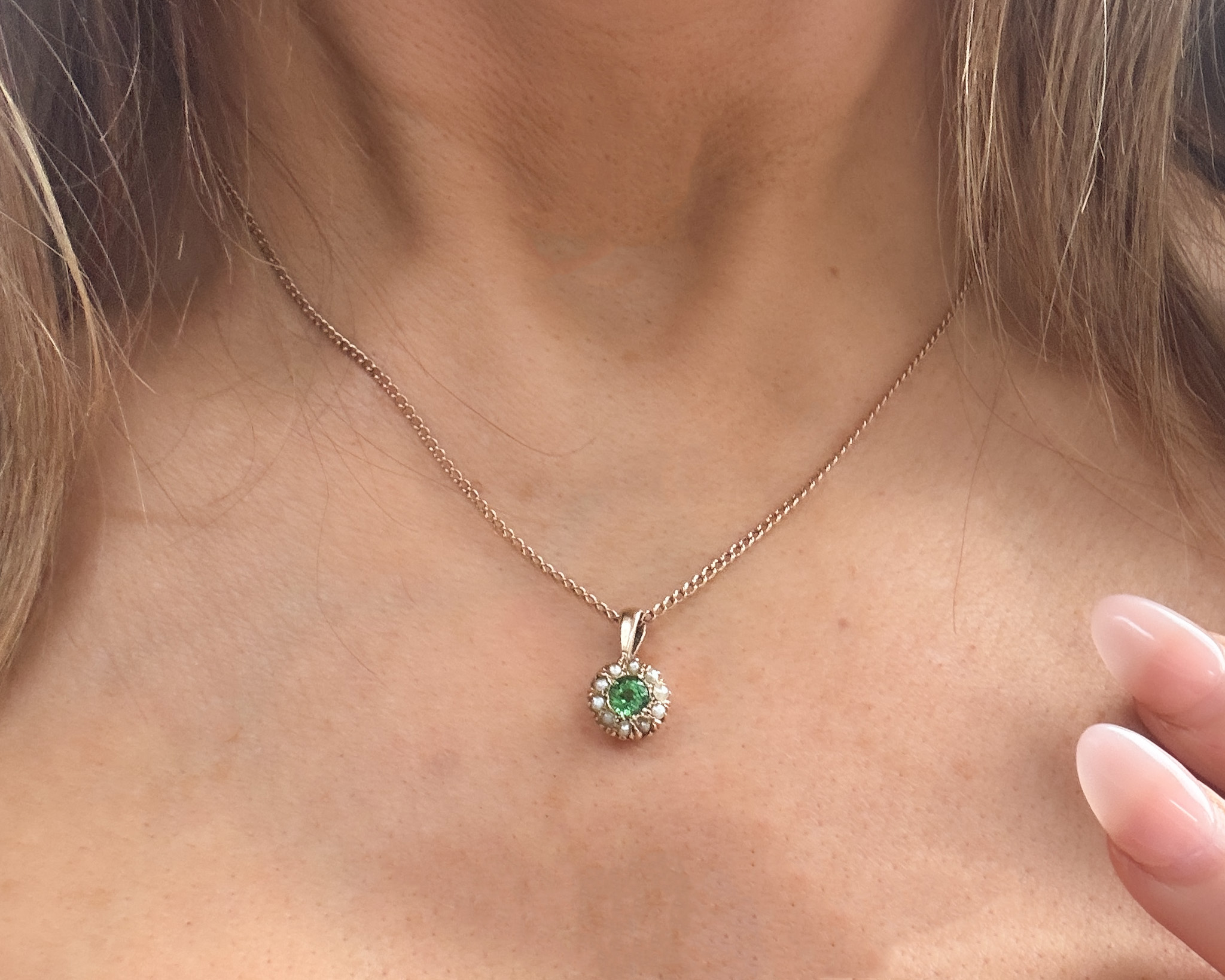 green garnet necklace 1