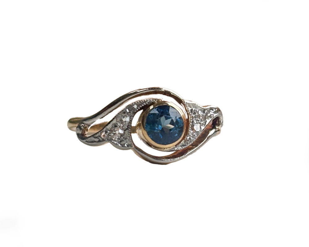 art deco sapphire and diamond twist ring