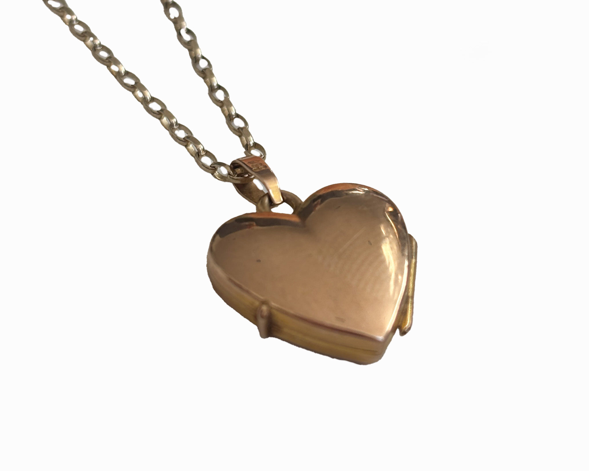 heart locket 21