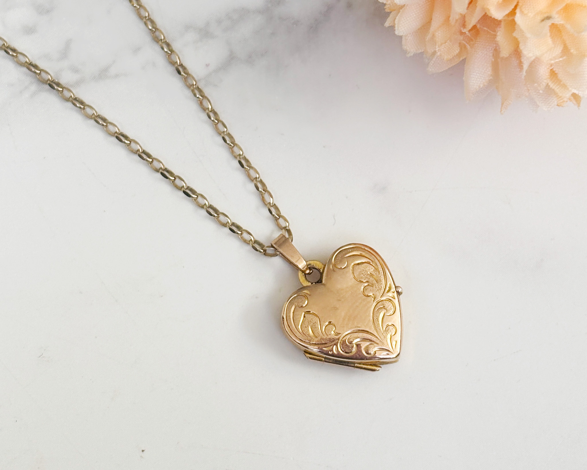 heart locket 23