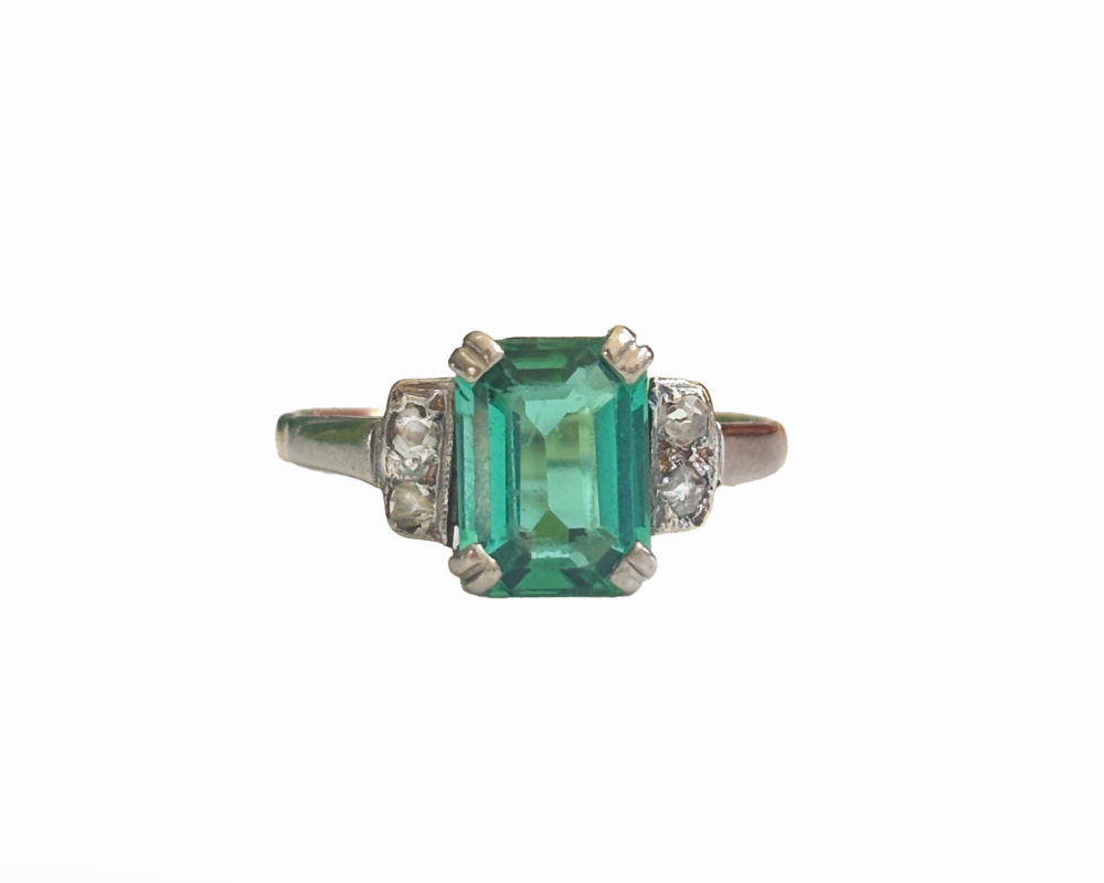 antique 1920s Art Deco green tourmaline and diamond ring for sale in Leeds, Yorkshire