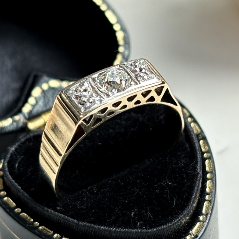 antique 1930s old cut diamond ring set in 14ct gold for sale in leeds, shown in a box