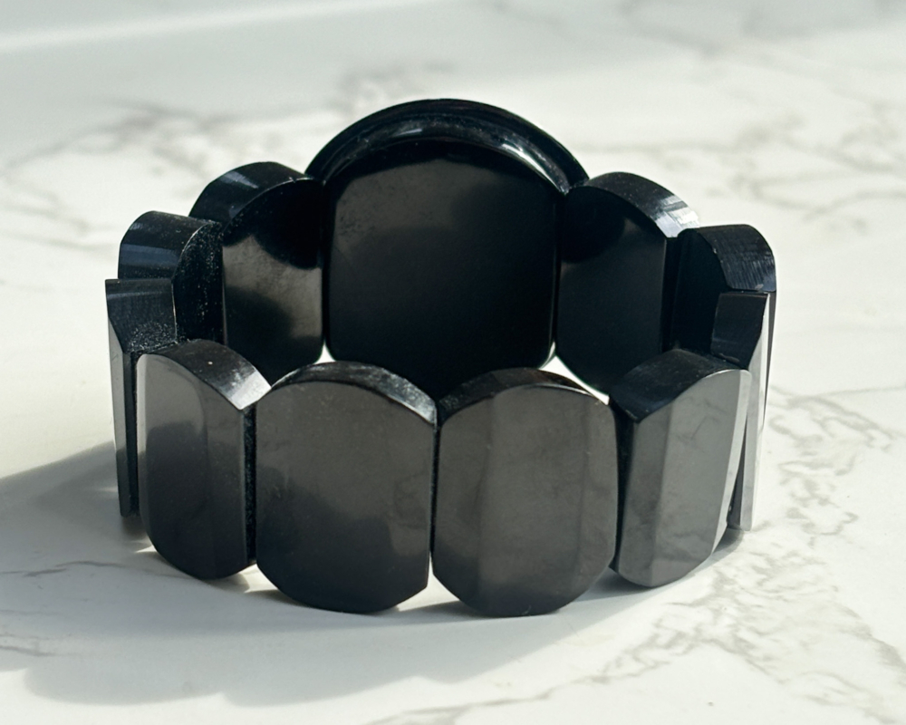 antique Victorian Whitby Jet bangle showing reverse