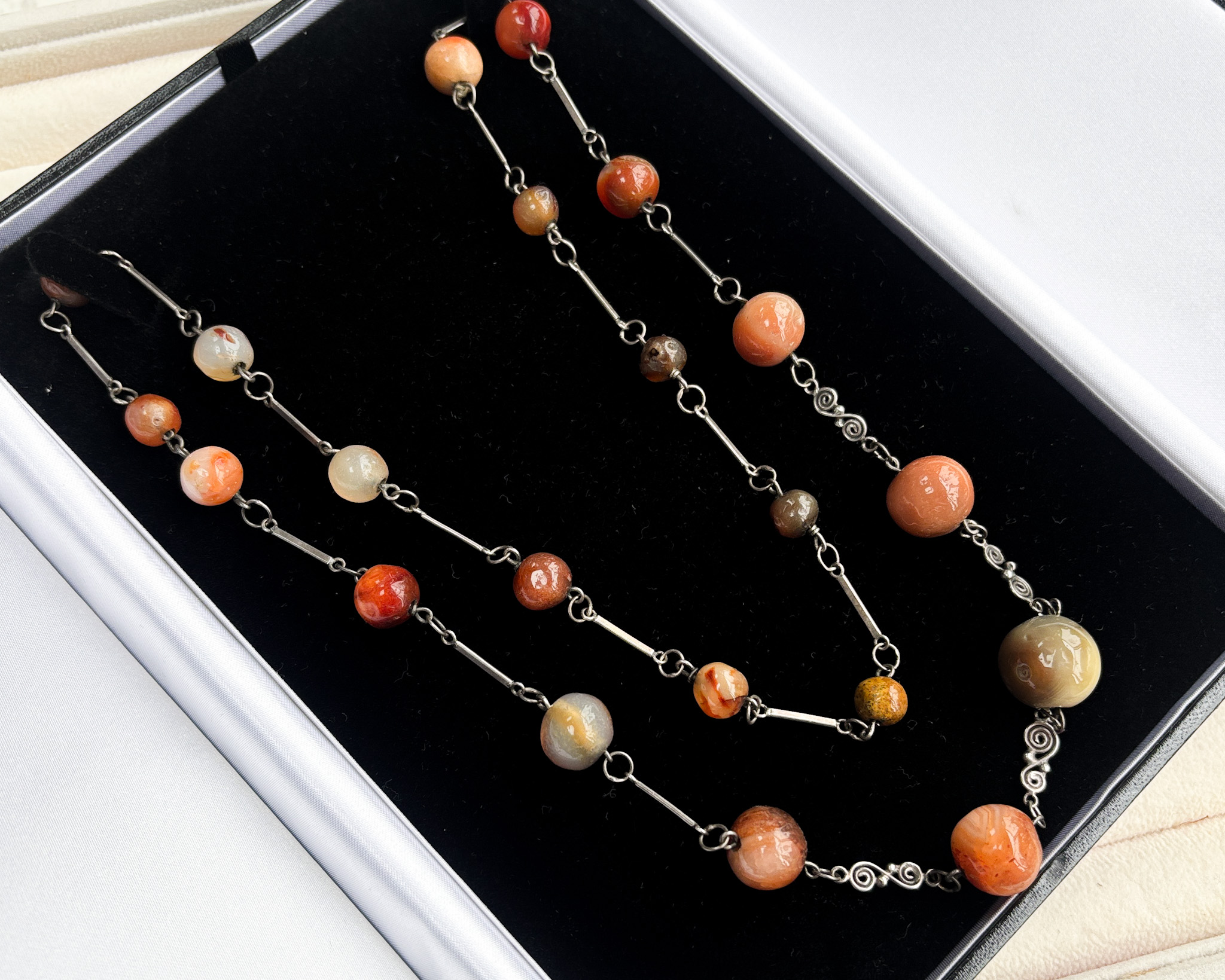 antique 1920s agate beads for sale, in box