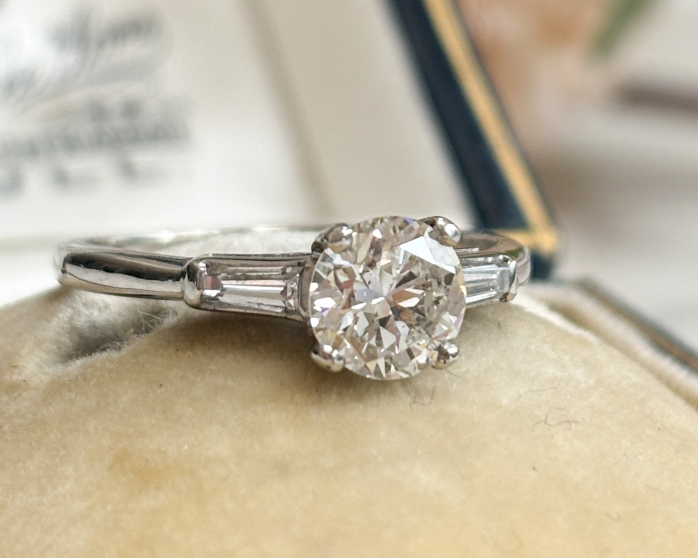 art deco diamond solitaire ring with baguette diamond shoulders 1.04ct for sale in Leeds, UK
