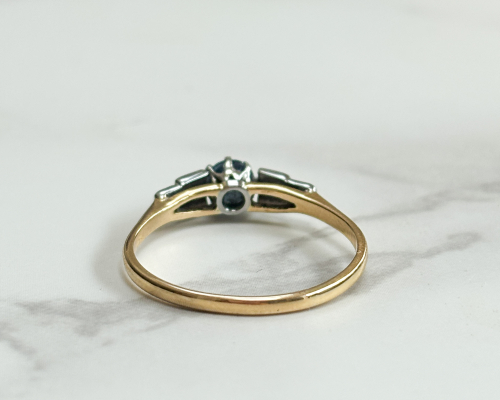 antique art deco sapphire ring with diamond shoulders set in 18ct yellow gold and platinum
