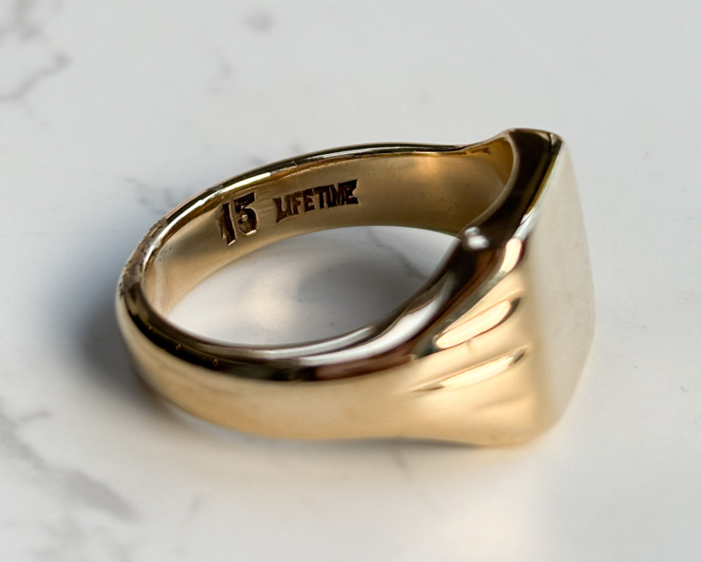 vintage 9ct gold signet ring dated 1963 with 9g weight for sale in Leeds, showing inscription