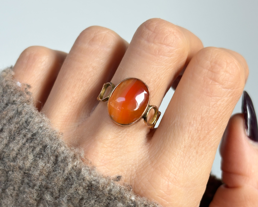 antique agate ring in 9ct gold for sale in Leeds, shown on woman's hand