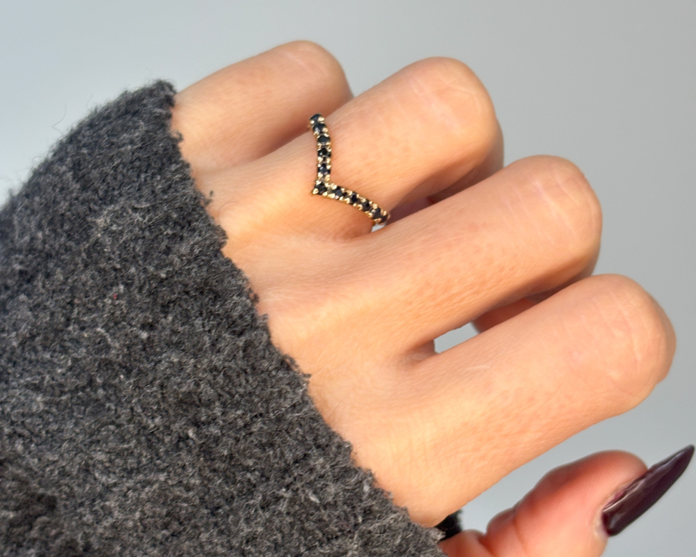 vintage sapphire wishbone ring in 9ct yellow gold for sale on woman's hand