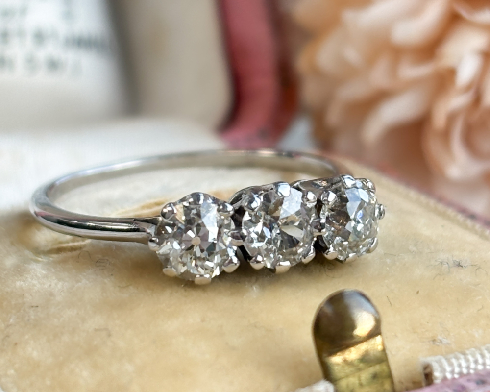 antique Edwardian three stone diamond ring in 18ct white gold and platinum. for sale in Leeds, UK