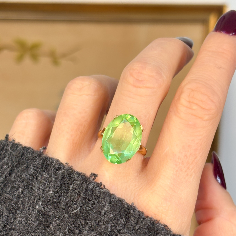 vintage green stone statement ring in 18ct gold for sale in Leeds, shown on woman's finger