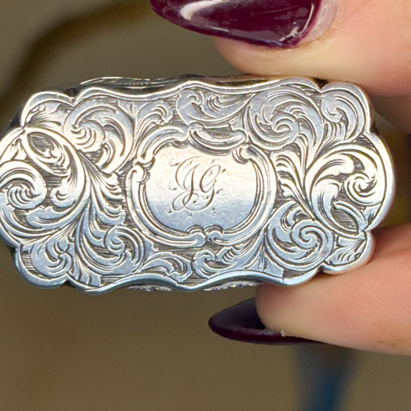 antique Victorian silver vinaigrette hallamarks for Birmingham 1855 for sale in Leeds, UK