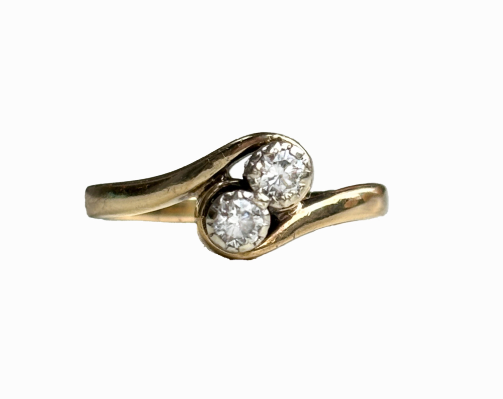 vintage diamond toi et moi ring in 9ct gold for sale in Leeds