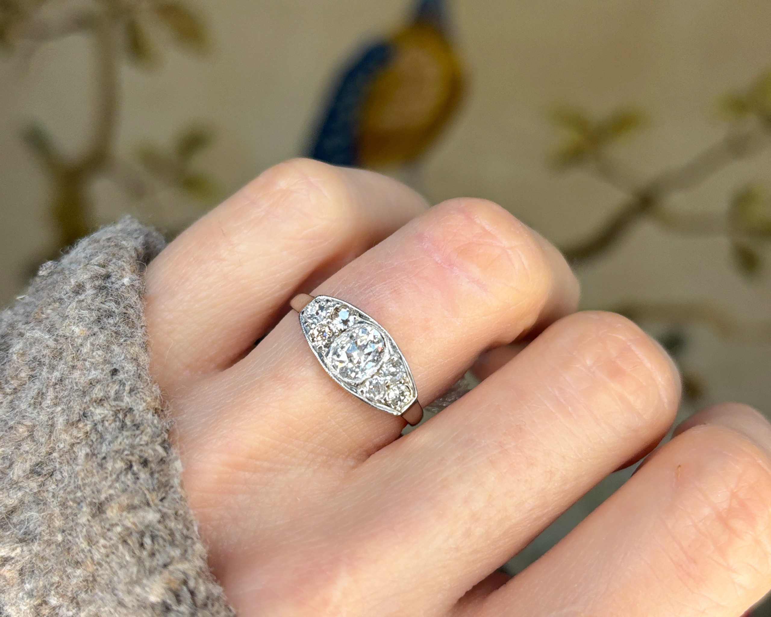woman wearing boat ring