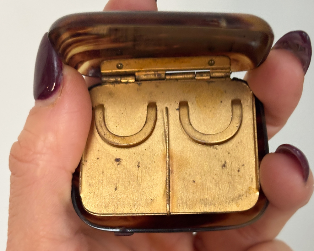 vintage Bakelite sovereign case for sale in Leeds, open to reveal inside of the case