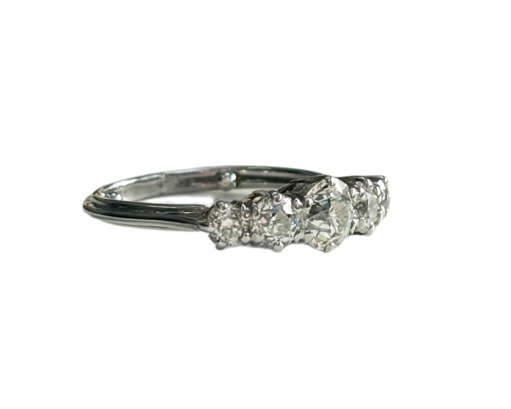 antique Edwardian diamond five stone ring in 18ct white gold 1.72ct with certificate for sale in Leeds, showing side of the ring