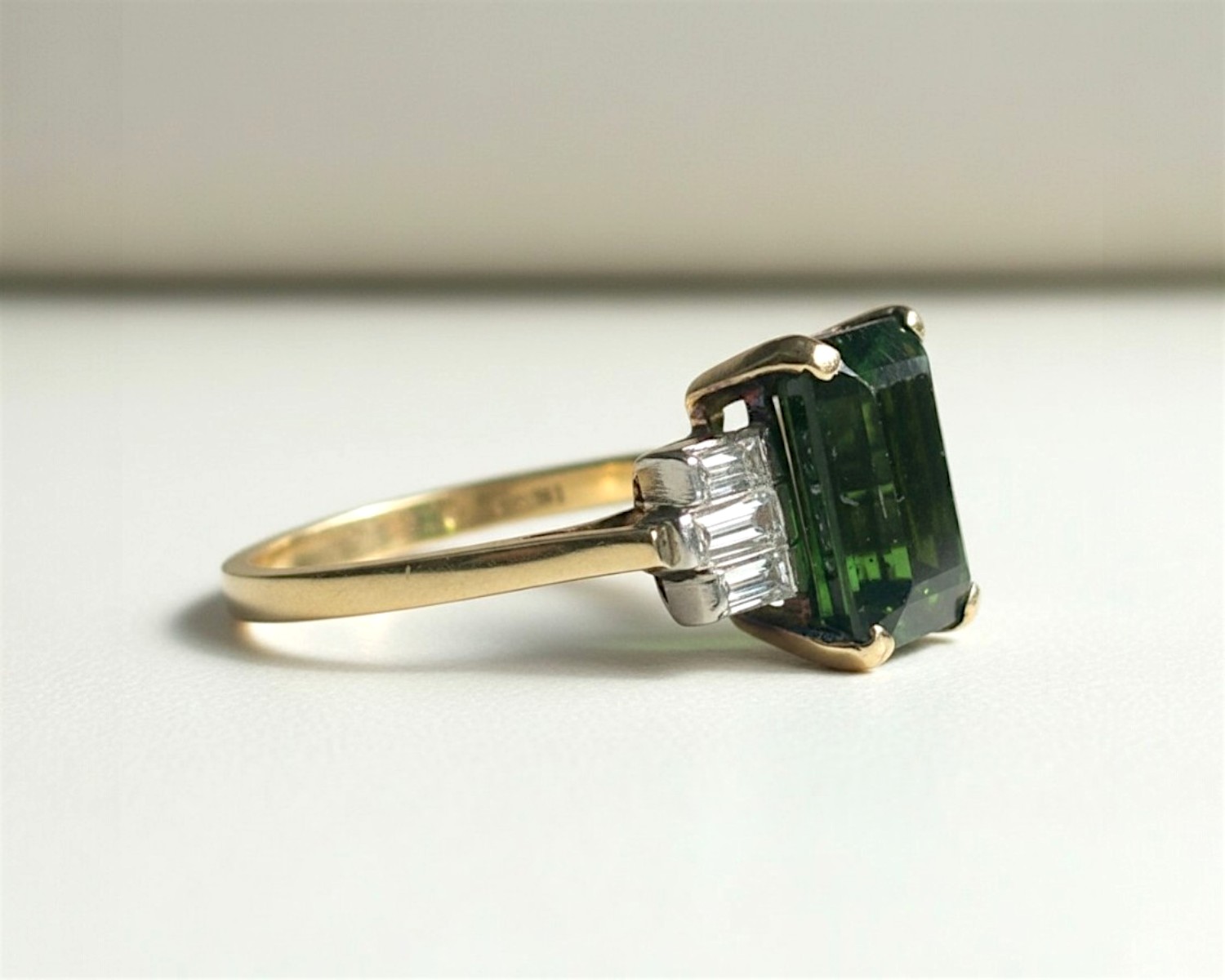 green tourmaline art deco ring side – Copy
