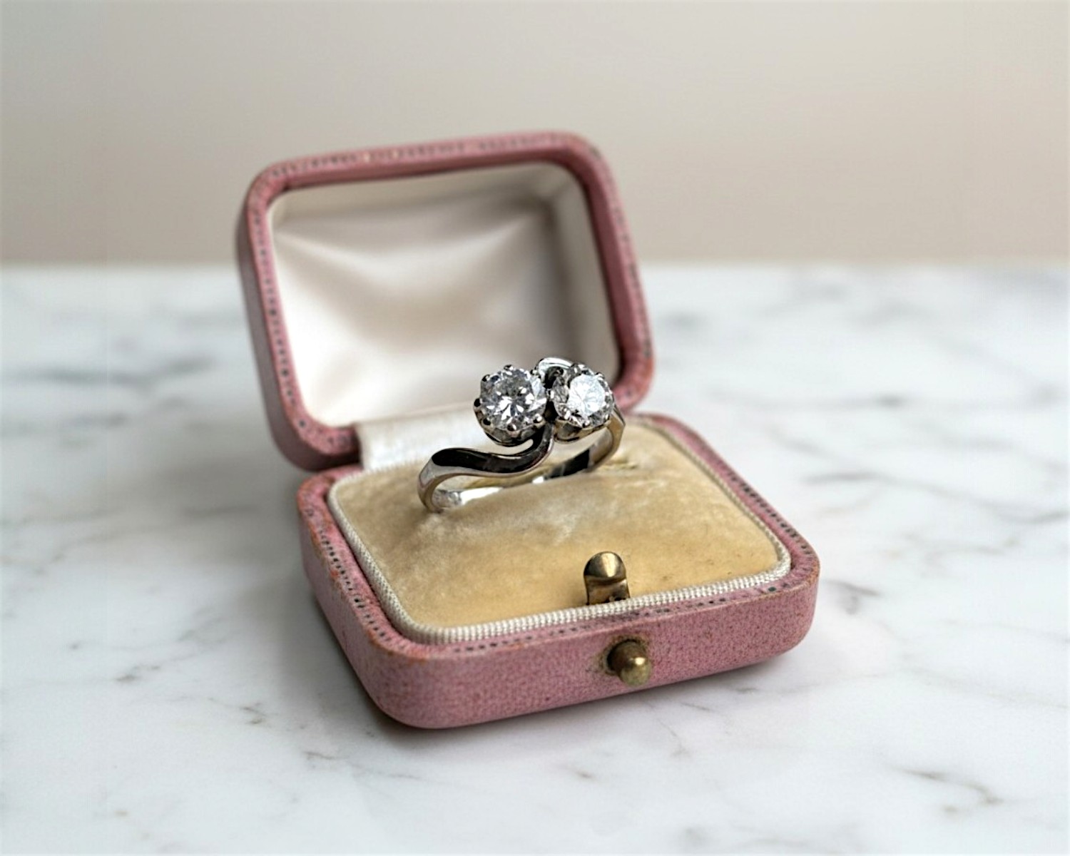 toi et moi ring in box