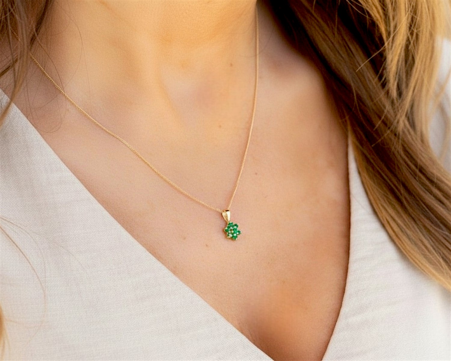 emerald floral necklace