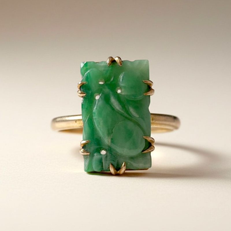 antique carved jadeite ring in 9ct gold for sale in Leeds, UK