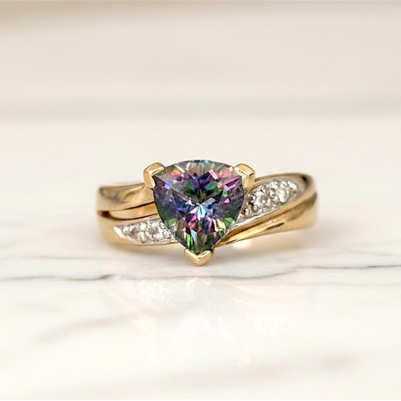 vintage mystic topaz ring in 9ct gold for sale in Leeds