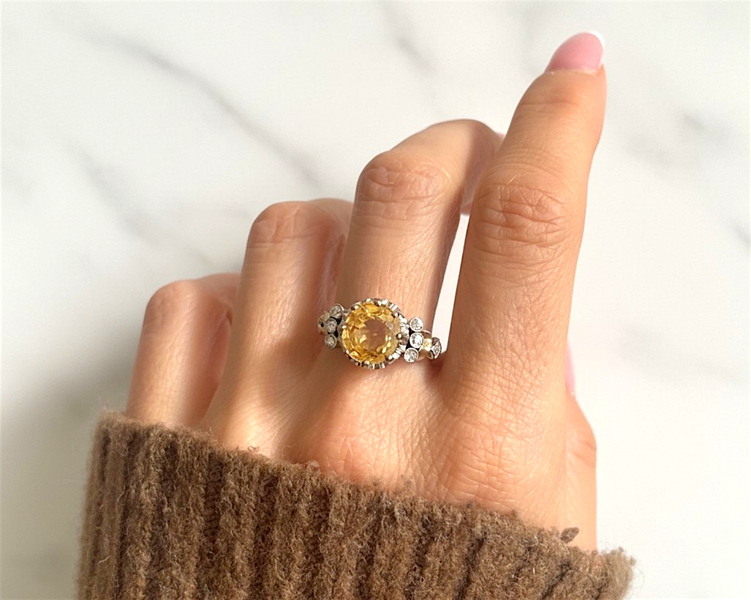 yellow sapphire on hand
