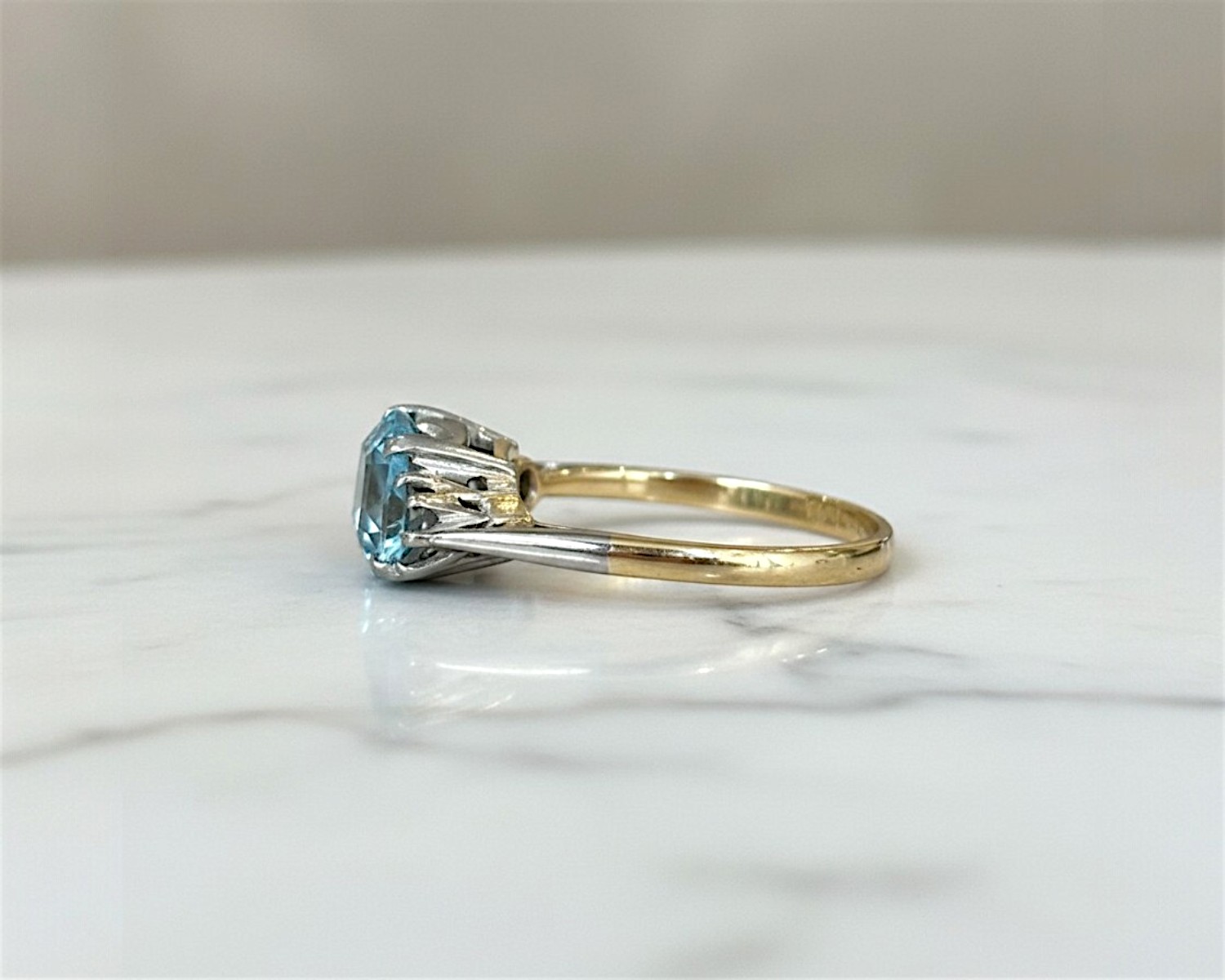 art deco aqua ring side view (1)