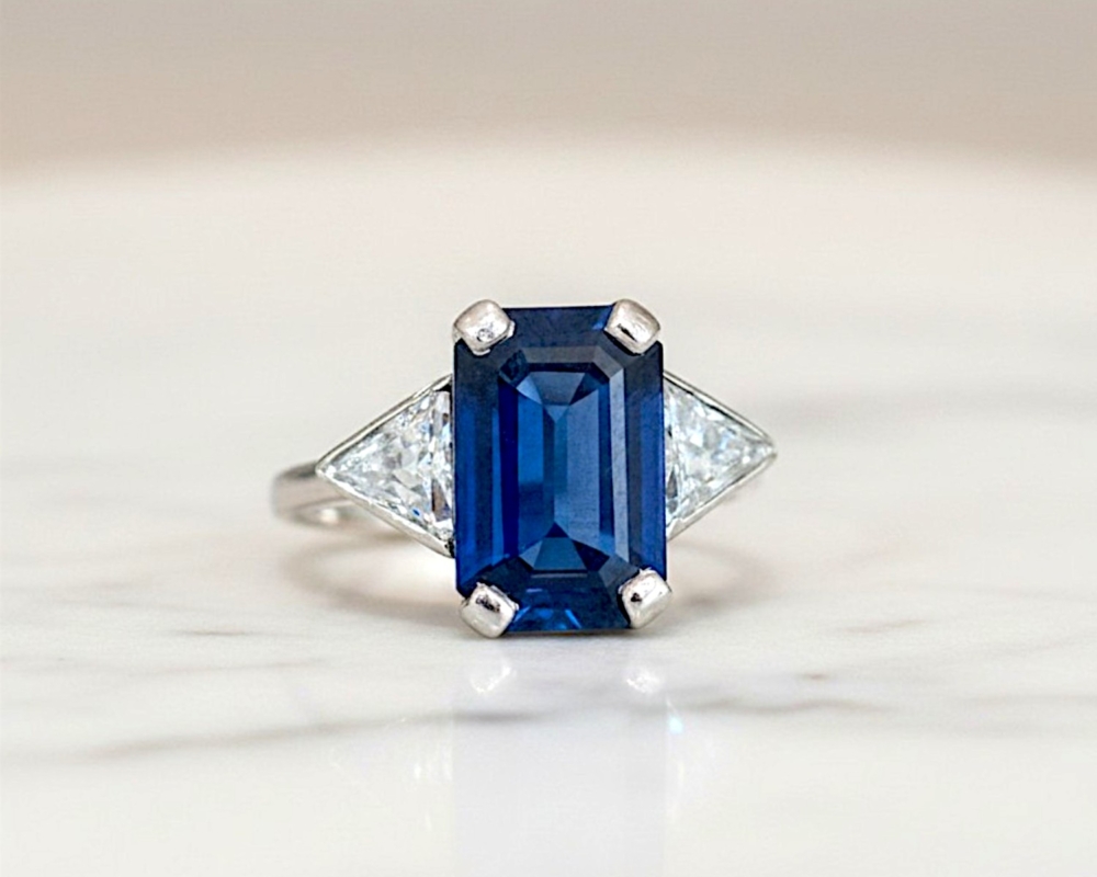 Art deco style sapphire and diamond ring with kite diamonds in 18ct white gold. Approx 5ct sapphire and 1ct diamond for sale in Leeds