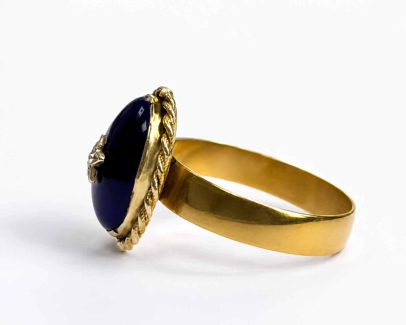 side view star ring