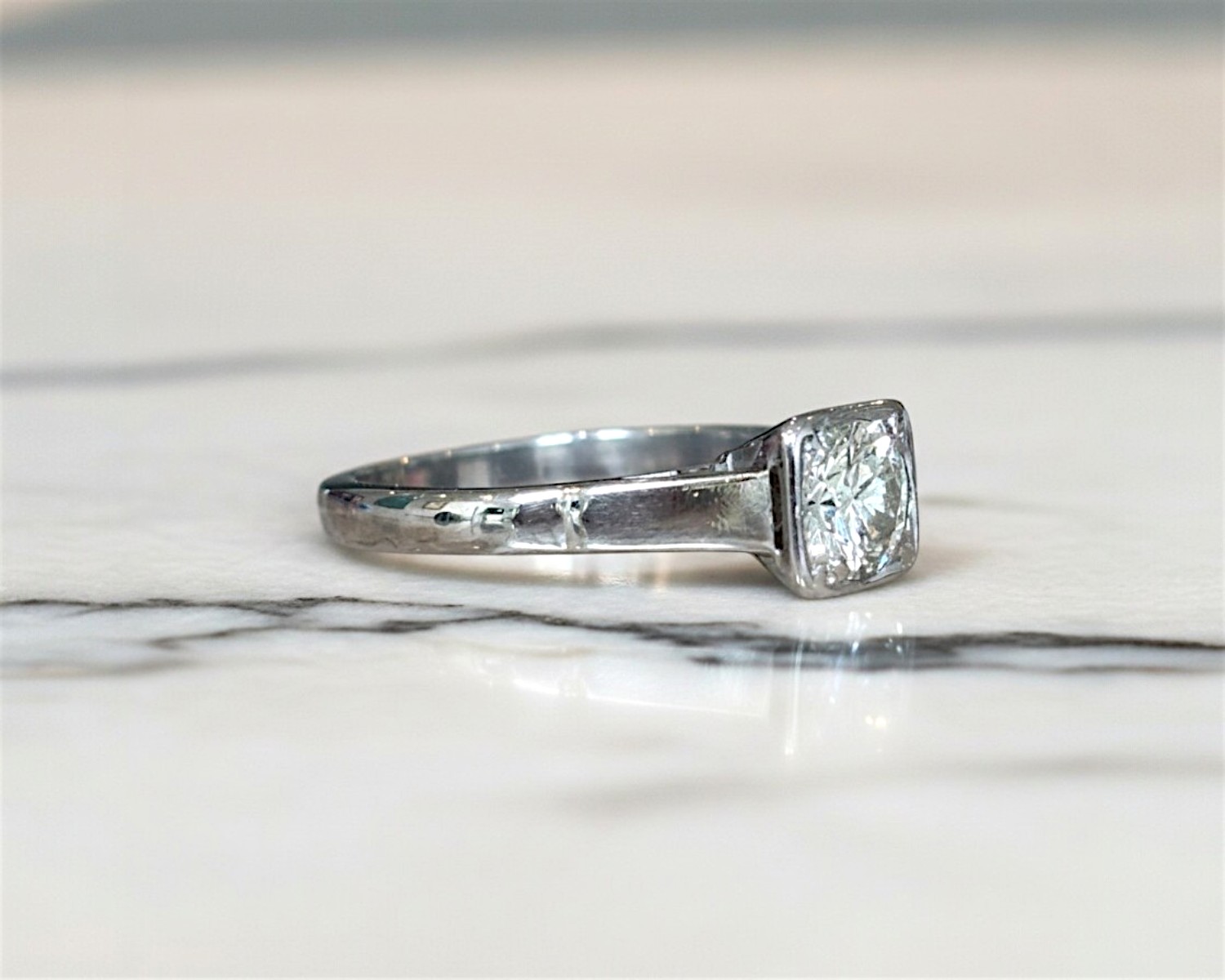 square set diamond ring side