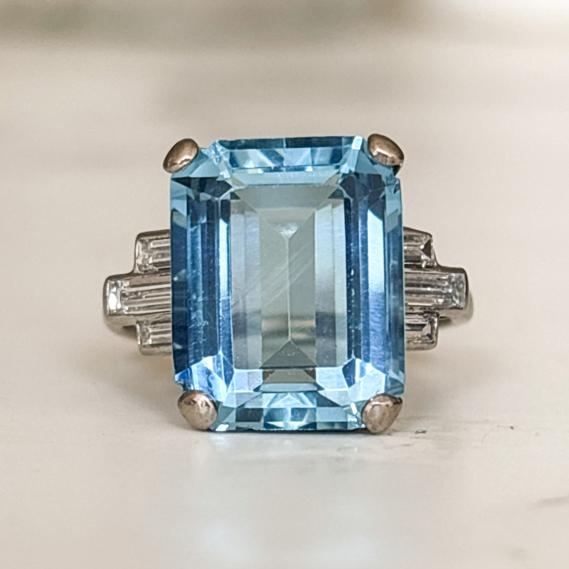 Art Deco aquamarine and baguette diamond ring in platinum for sale in Leeds