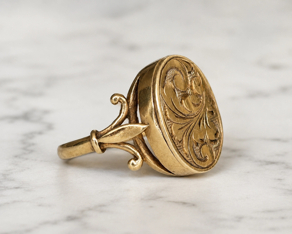 vintage 1980s 9ct gold locket ring side profile