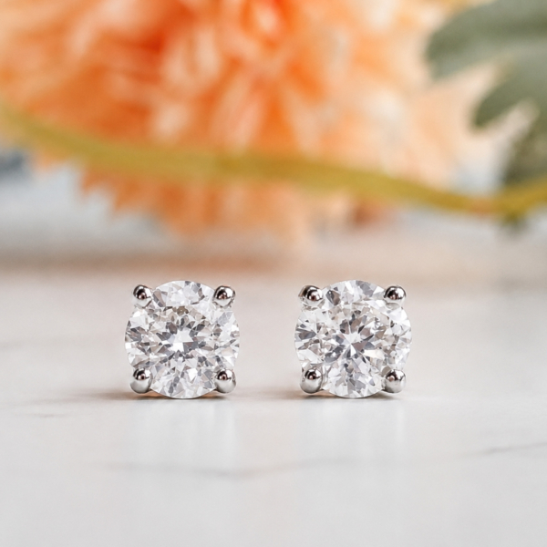 vintage 1.66ct diamond studs in 18ct white gold circa 1970s for sale in Leeds