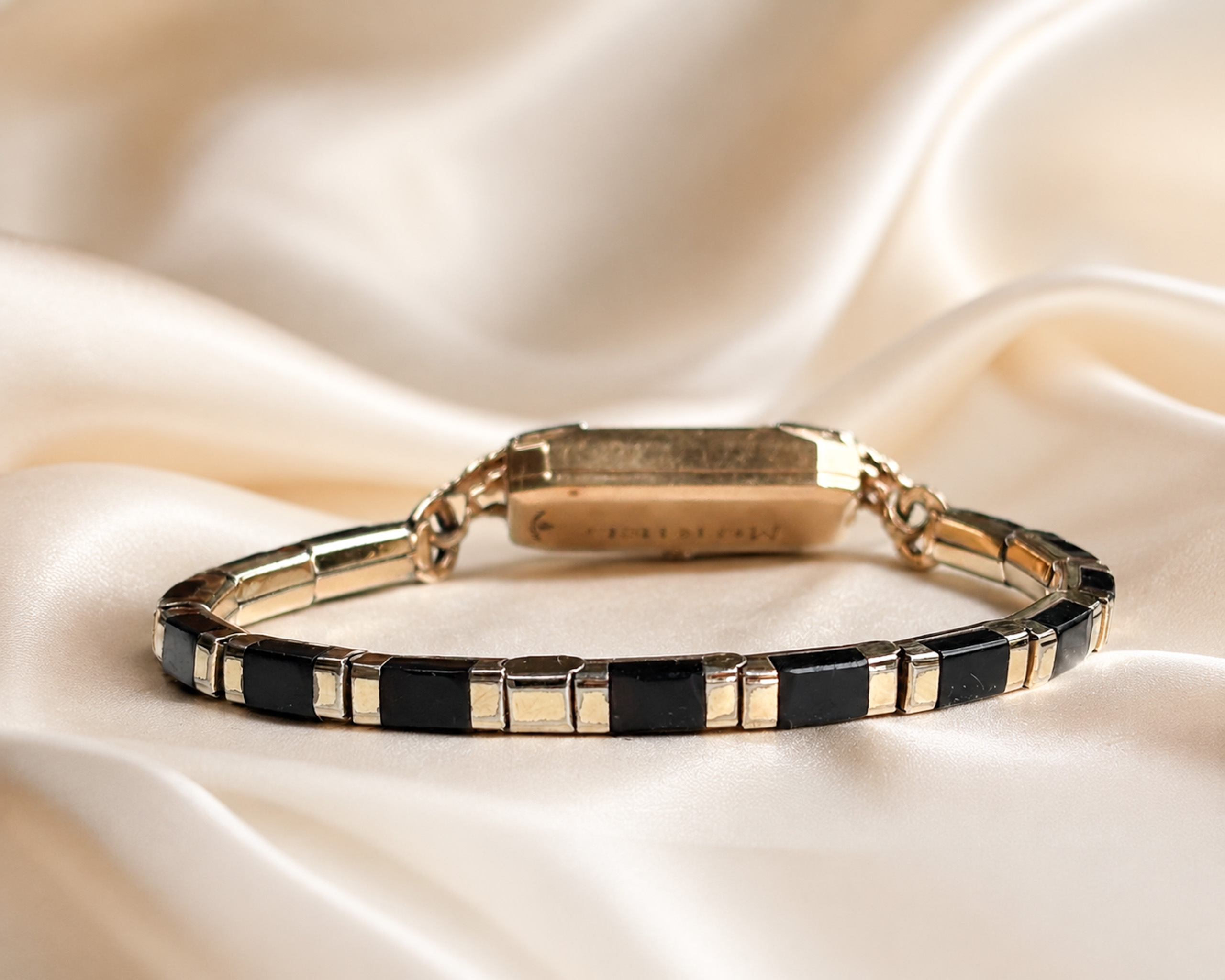 1940s pallas watch back