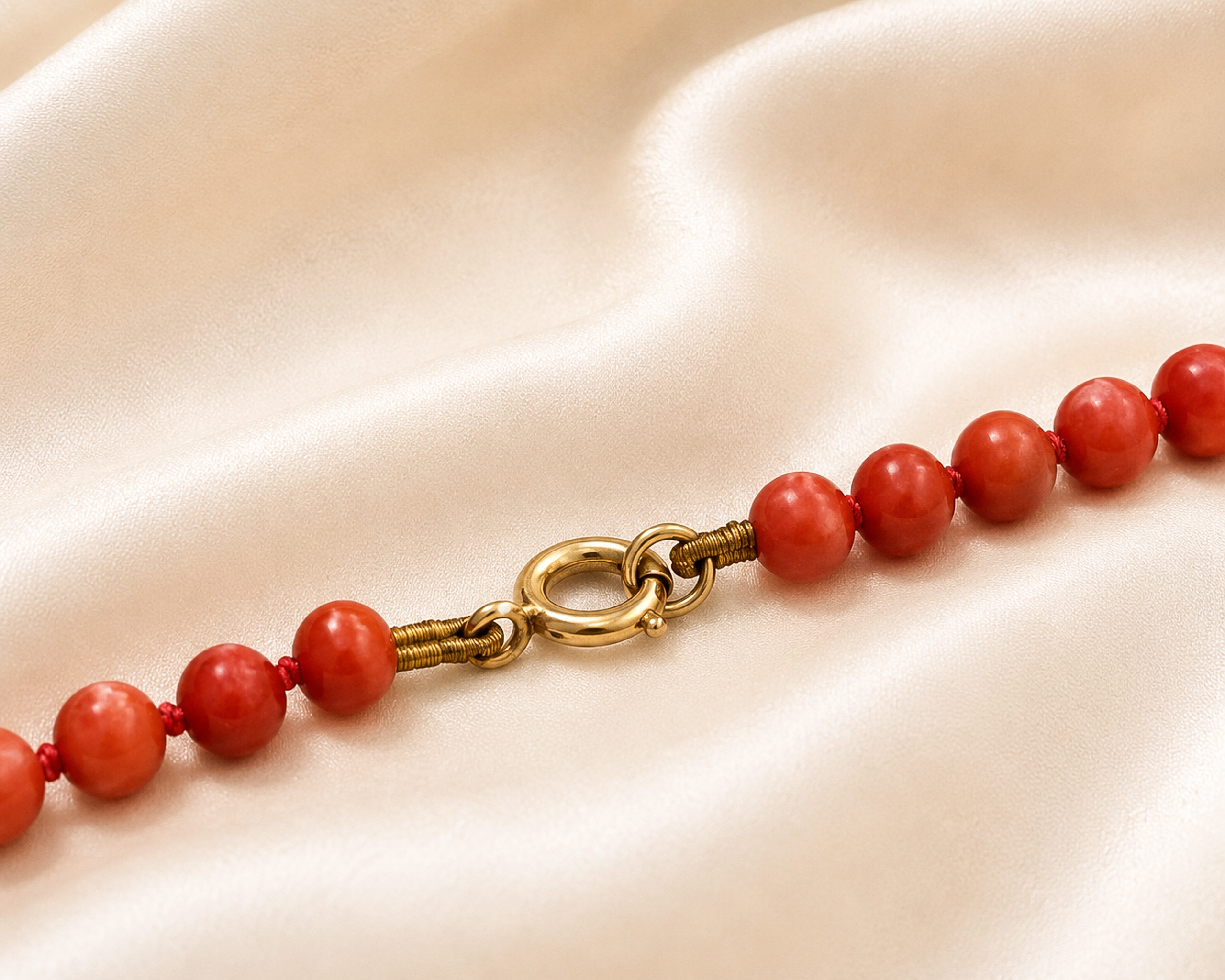 coral bead catch