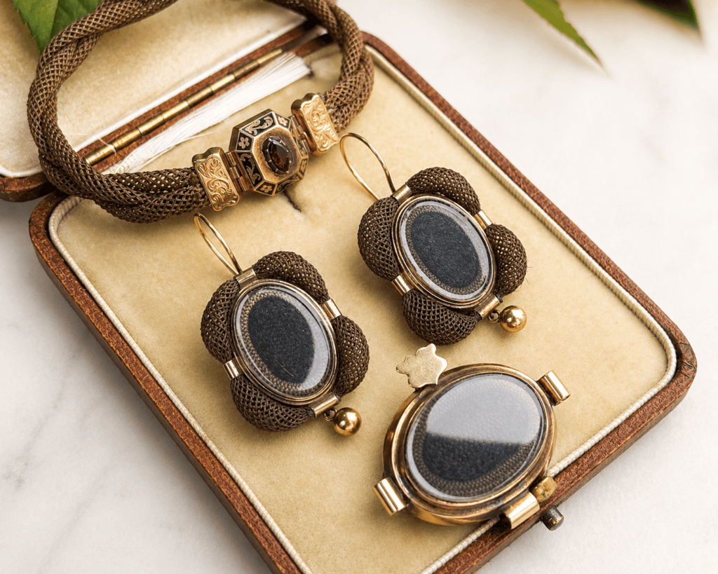 Victorian mourning jewellery set