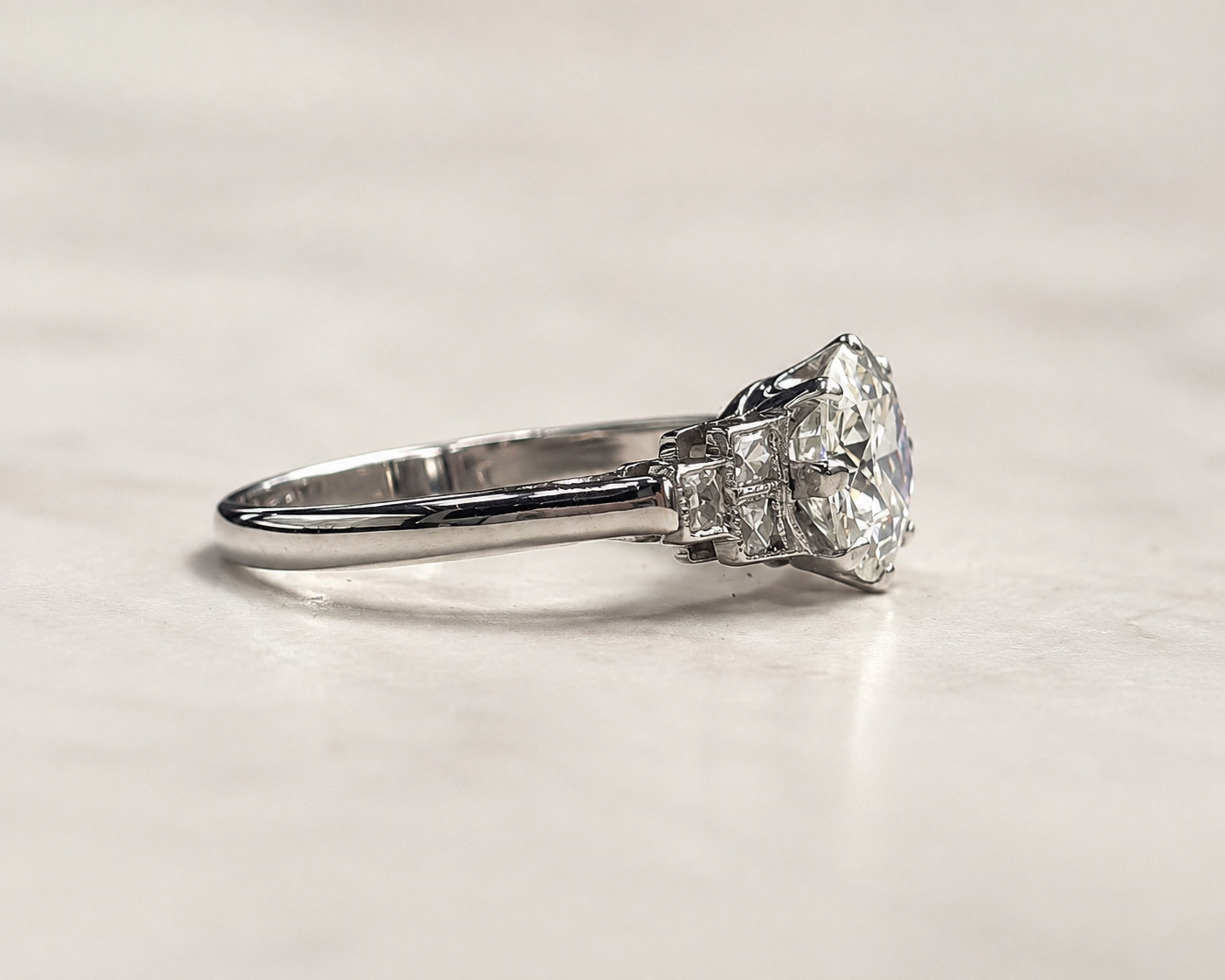 art deco 1.33ct side