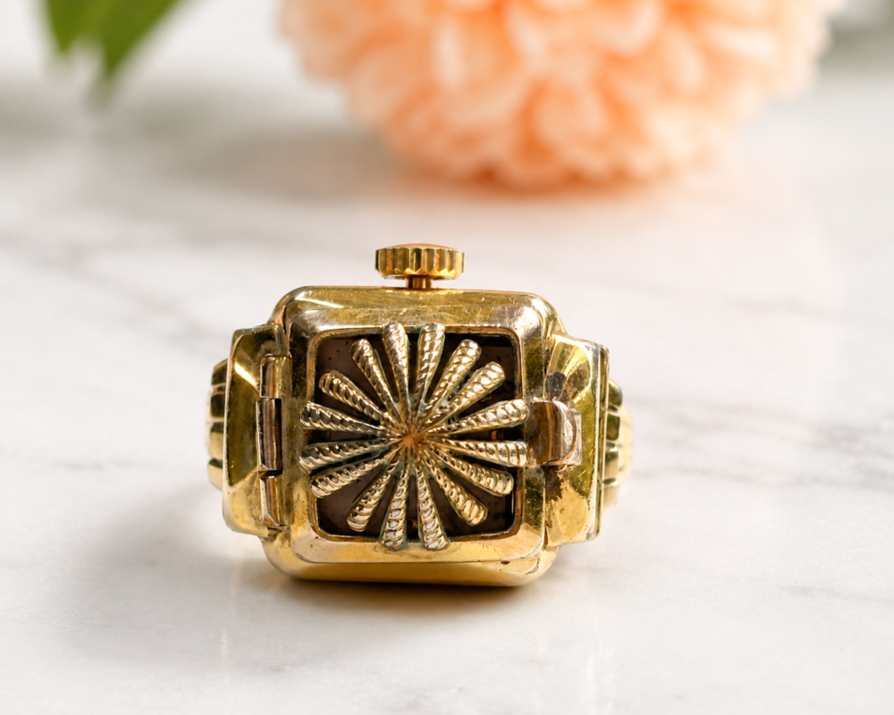 vintage gold metal ring watch circa 1950s/60s for sale in Leeds
