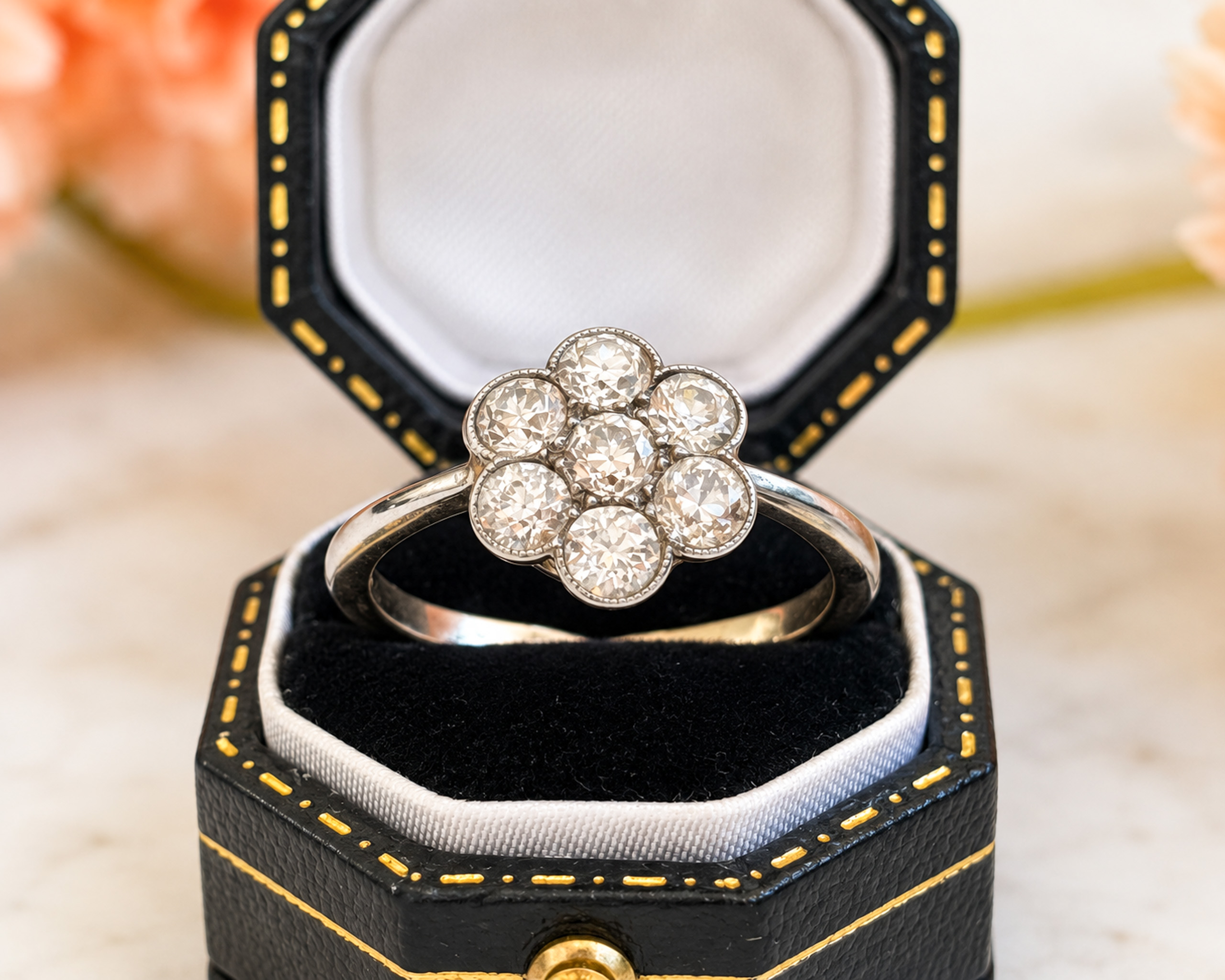 1ct daisy ring in box
