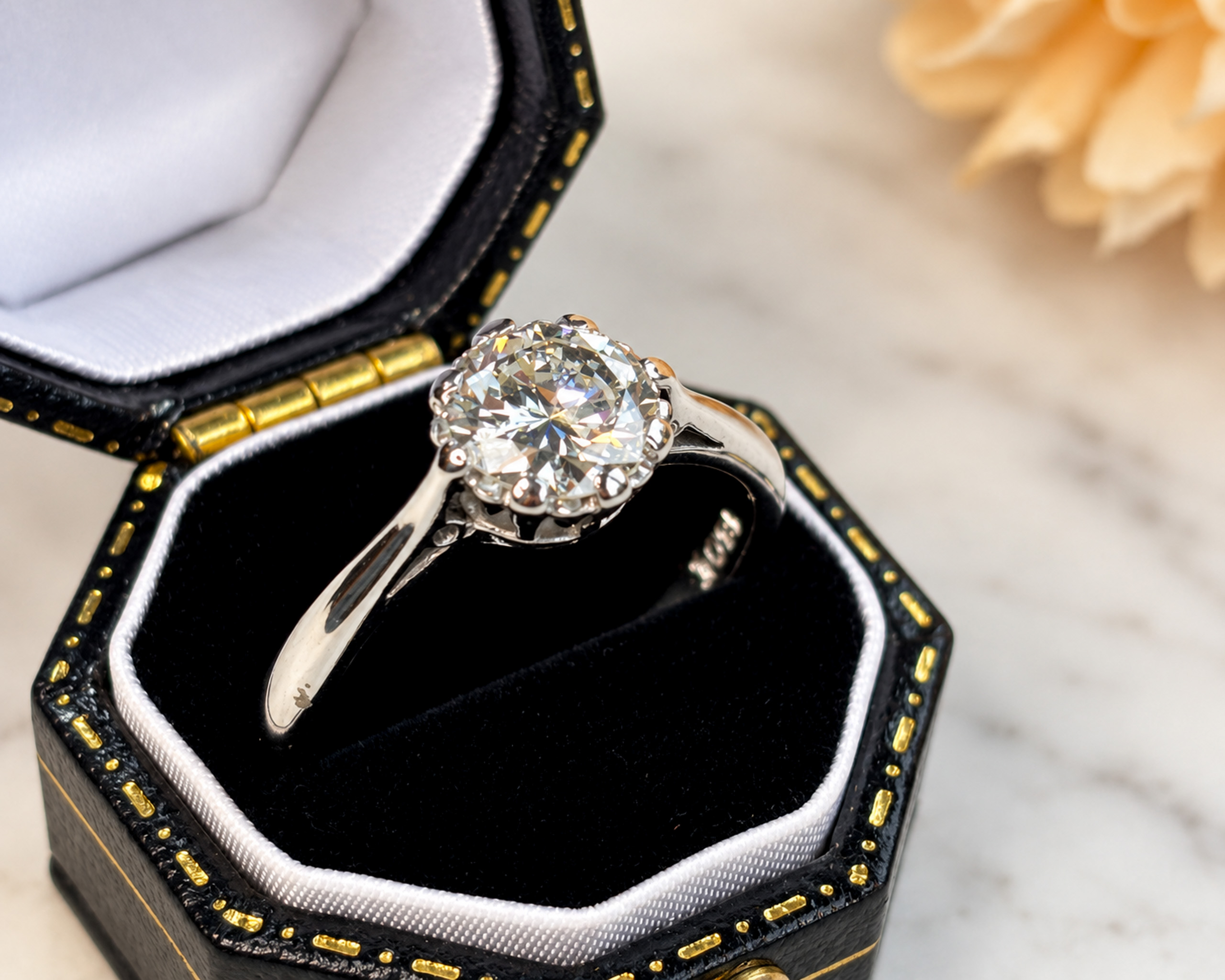 1930s solitaire ring in box